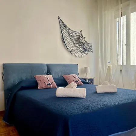 Appartamento Casa Sofi - A Due Passi Dal Mare - Posto Auto Privato