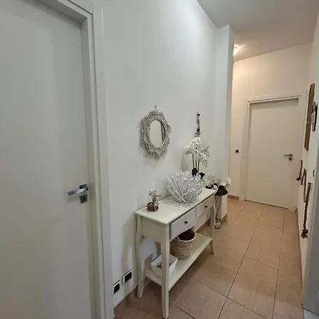 Casa Sofi - A Due Passi Dal Mare - Posto Auto Privato Apartment