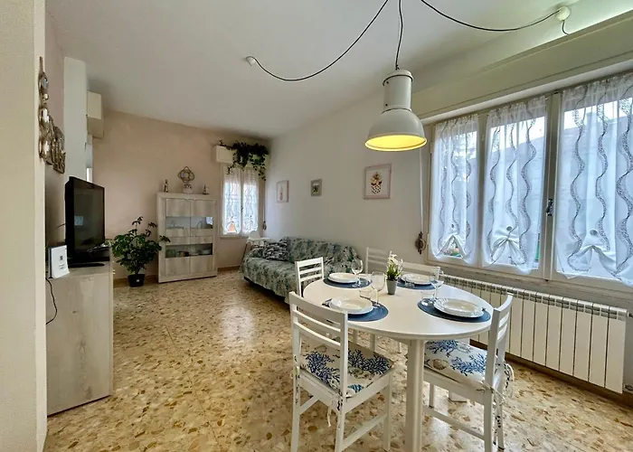 Appartement Casa Sofi - A Due Passi Dal Mare - Posto Auto Privato Diano Marina