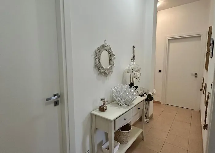 Casa Sofi - A Due Passi Dal Mare - Posto Auto Privato Lägenhet